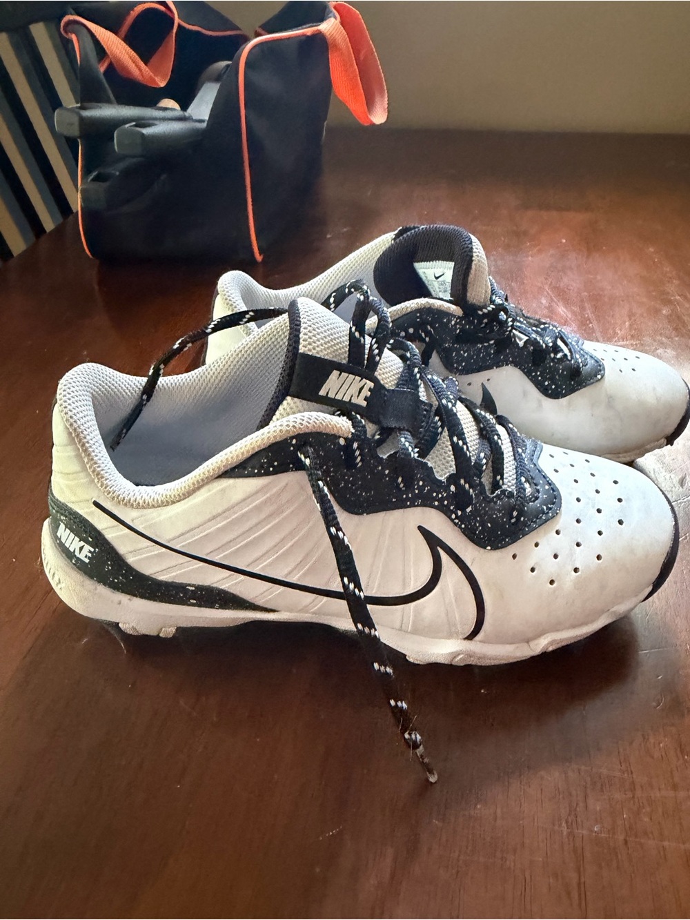 Nike Fastflex Youth Baseball Cleats White/Black Size 3Y
